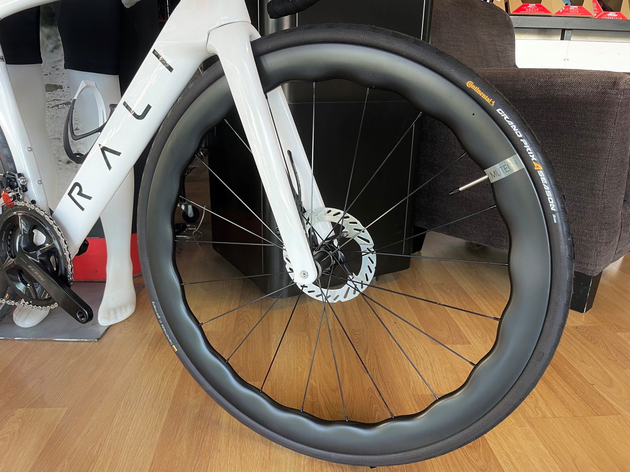 BICICLETTA RALI RDA DA STRADA SHIMANO 105 MEC