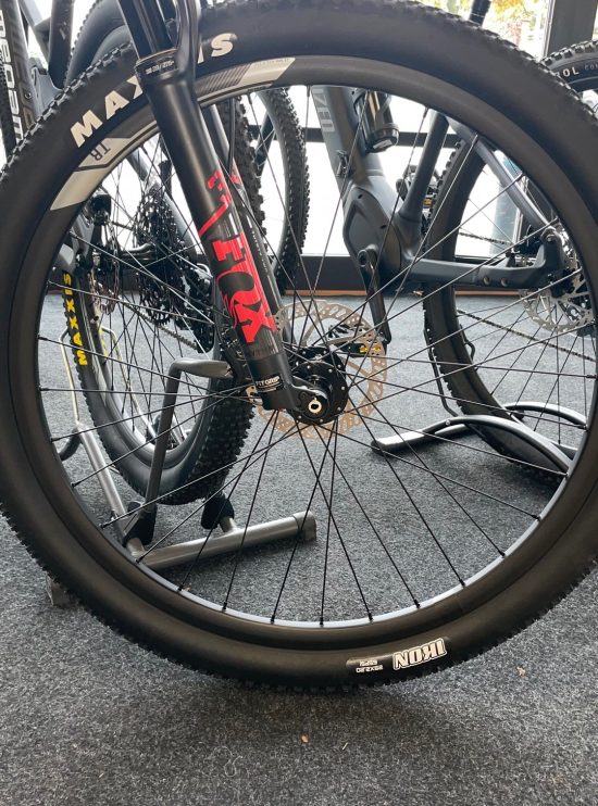 megamo- factory -15 magma -red-Rosolafreebikes megamo- factory -15 magma -red-Rosolafreebikes