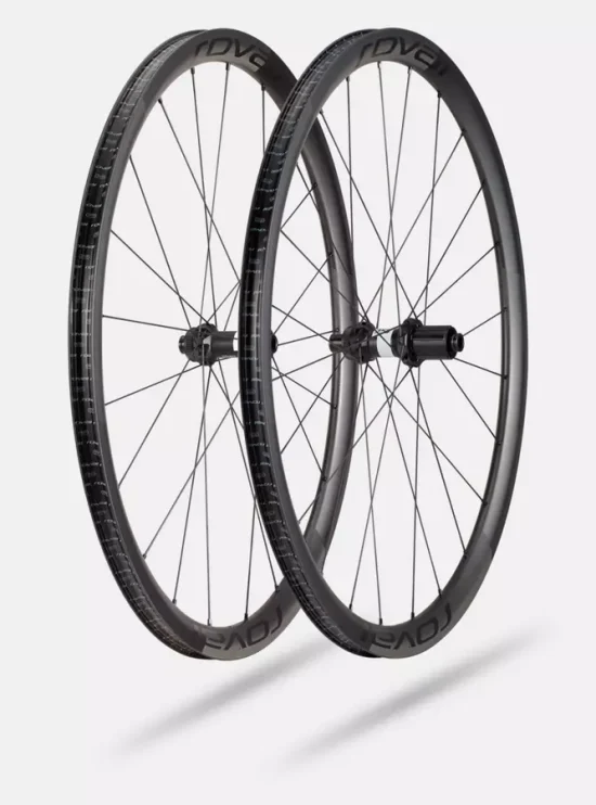 30022-530_WHL_ALPINIST-CL-TUBELESS-CARBON-BLK-700C_HERO 30022-530_WHL_ALPINIST-CL-TUBELESS-CARBON-BLK-700C_HERO