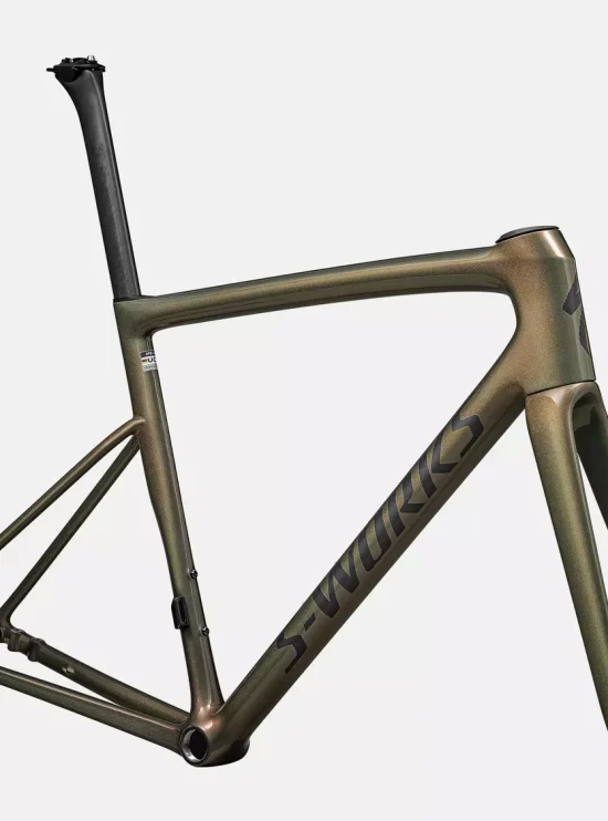 TARMAC-SL8-SW-FRMSET-CYPRMET-MGNGLDCMLN- METBLK_Rosolafreebikes TARMAC-SL8-SW-FRMSET-CYPRMET-MGNGLDCMLN- METBLK_Rosolafreebikes