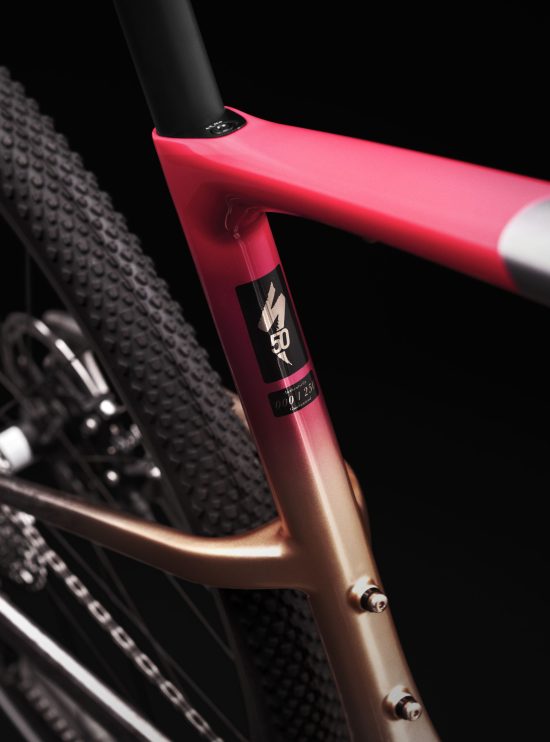 VADO_SL_LTD_CARBON_DUNEWHT-DOVGRY-SILDST_LOGO-Rosolafreebikes VADO_SL_LTD_CARBON_DUNEWHT-DOVGRY-SILDST_LOGO-Rosolafreebikes